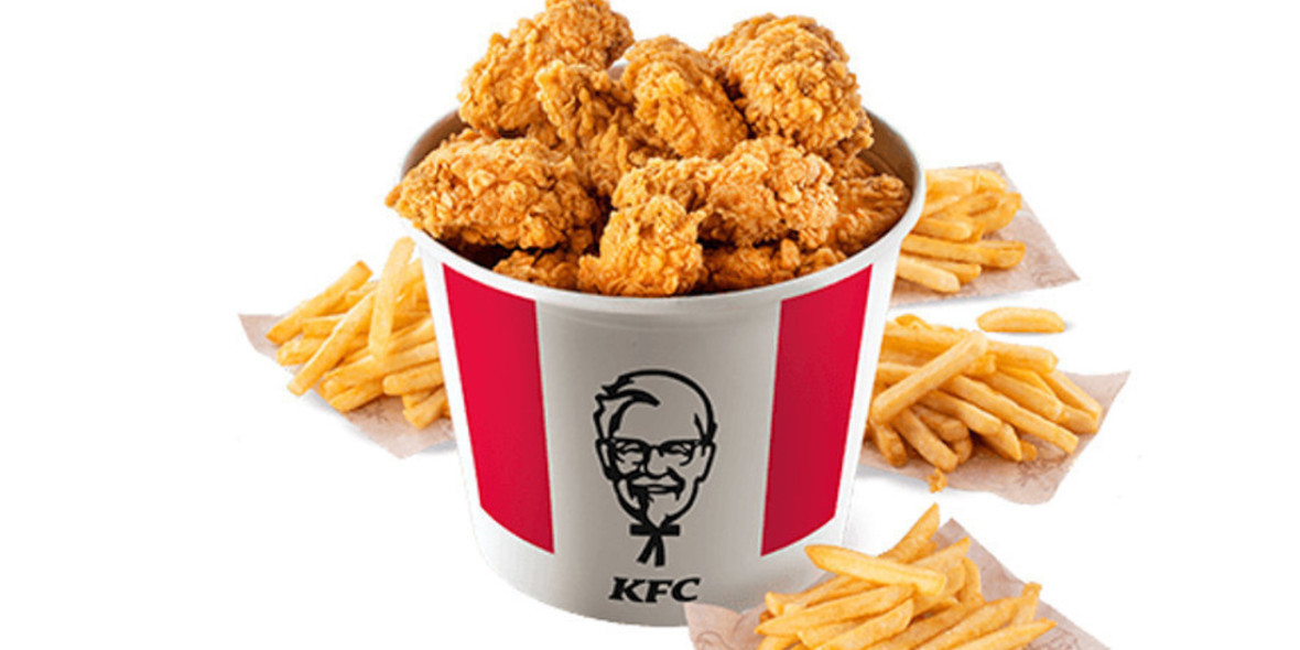 KFC: 79,99 zł za kubełek 30 Hot Wings 29.02.2024